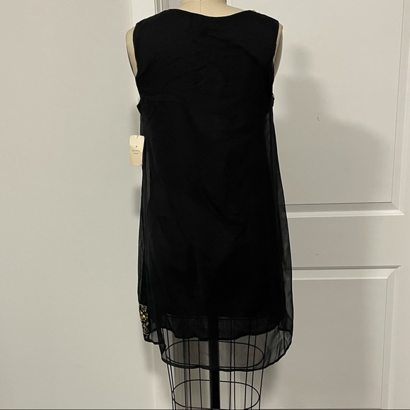 Forever 21 Beaded Detail & Sequin Dress - Picture 4 of 7